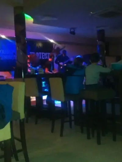 Bar Brixx
