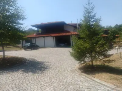 Борисовите къщи за гости
