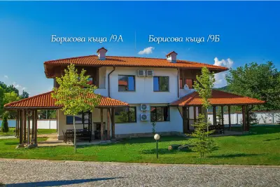 Борисовите къщи за гости