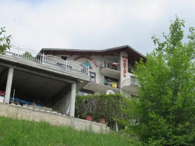Хотел "Планински рай"