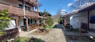 Къща за гости "Орешака"