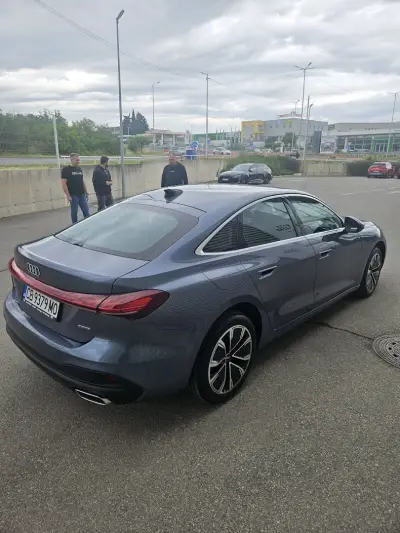 Ауди Шоурум Автохит 2000