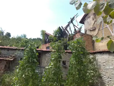 КЪЩА ЗА ГОСТИ ПРИ БРАТЯТА