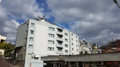 Дияна Палас