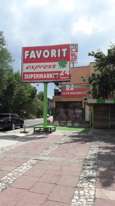 FAVORIT Supermarket