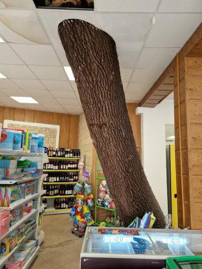 FAVORIT Supermarket