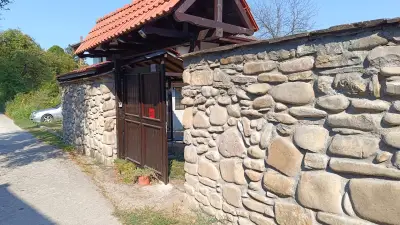Къща за Гости Божана