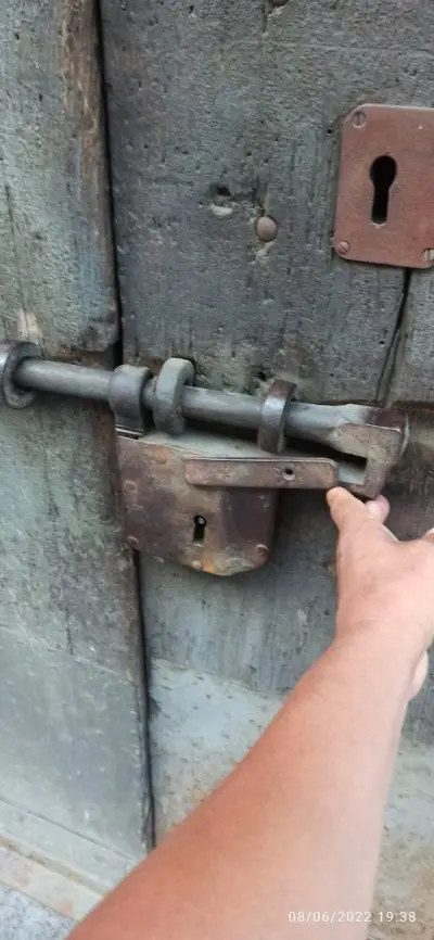 Ключар 24 часа аварийна ключарска помощ