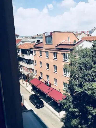 Виктория Хотел