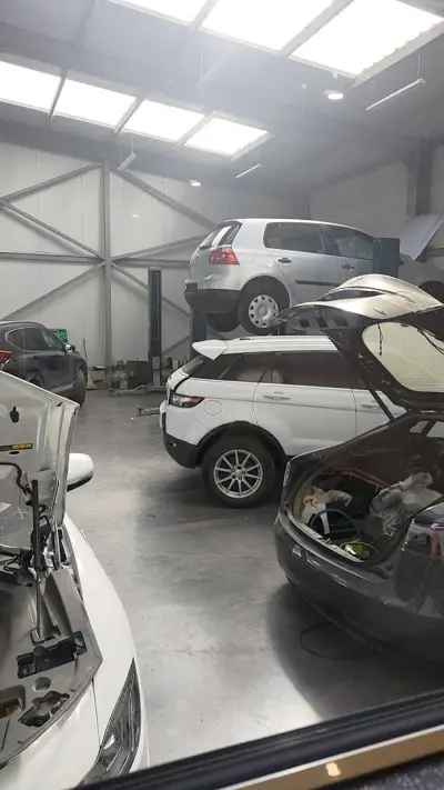 AutoSoft - АвтоСофт - Сервиз за автоелектроника и електромобили