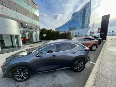 Lexus София