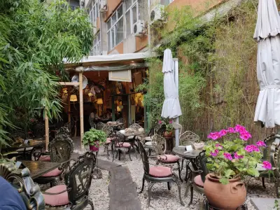 Da!Organic - art space & natural food restaurant