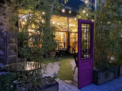 Da!Organic - art space & natural food restaurant