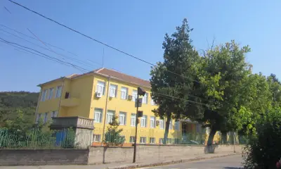 Храм "Света Богородица - Живоприемний източник"