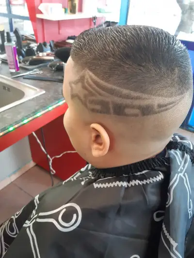 Бръснарски салон Super Style
