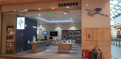 Samsung Experience Store - The Mall