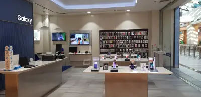 Samsung Experience Store - The Mall