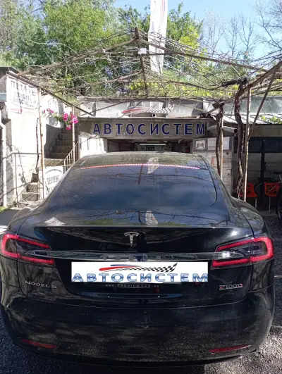Лепене на спукани автостъкла Русе