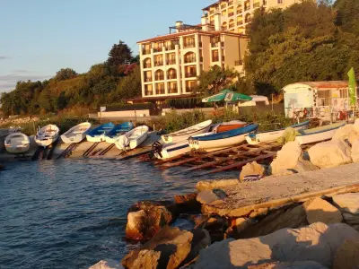 Hotel Noy