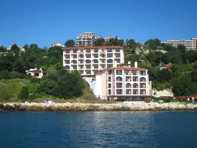 Hotel Noy