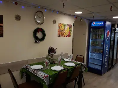 Снекбар „Вкусен свят“