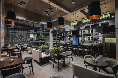 Flavor Bar & Restaurant