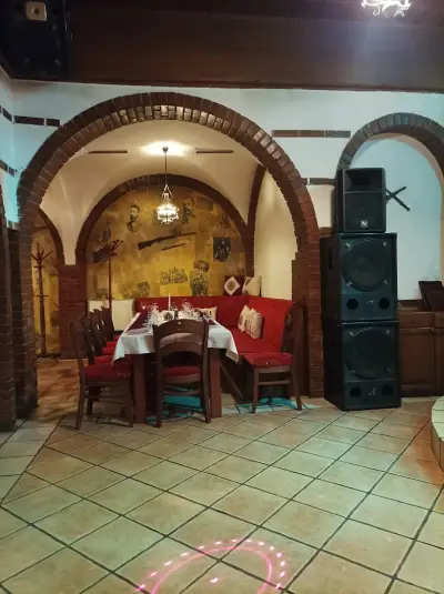 Механа Хъшове