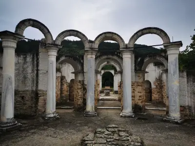 Кръглата (златната) църква, град Велики Преслав