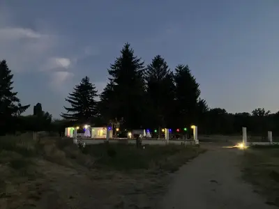 ОвощниКът Термален Къмпинг