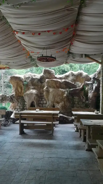 Tavern in Kolcho