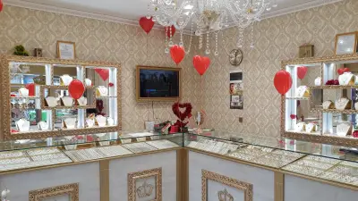 Antiques & Gold Jewellery / АНТИКС ЕНД ГОЛД ЮВЕЛИРИ