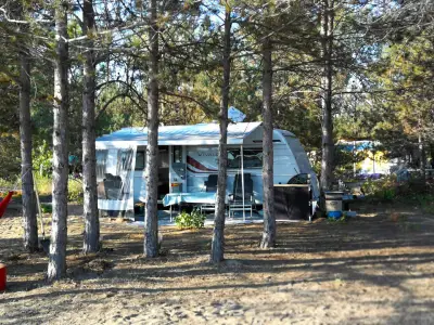 Offshore Camp