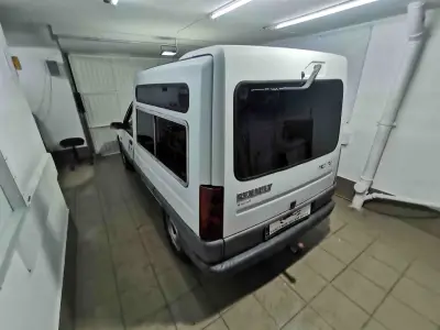 Затъмняване на автостъкла FANCY - Пазарджик