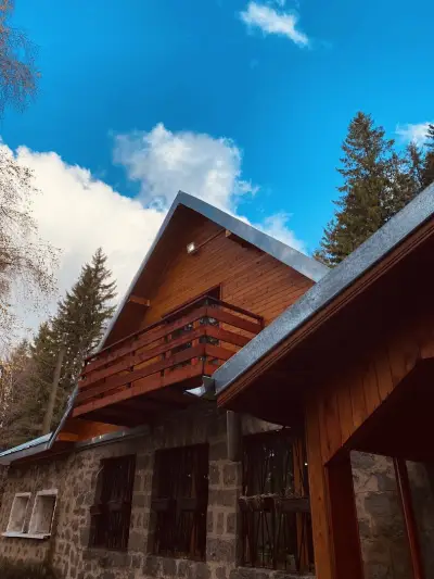 Хижа „Планинец“