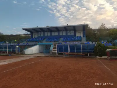 Академик