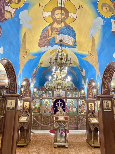Храм „Свети Великомъченик Георги Победоносец“