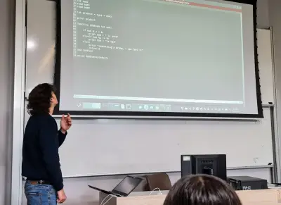 СофтУни БУДИТЕЛ - гимназия за дигитални умения