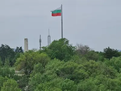 Монумент на "Света Богородица"