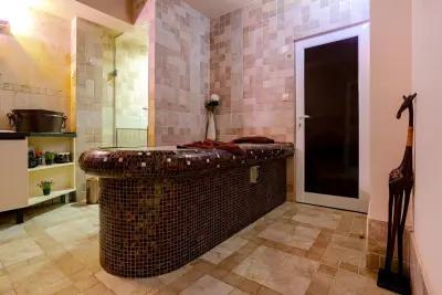 Max Spa & Beauty