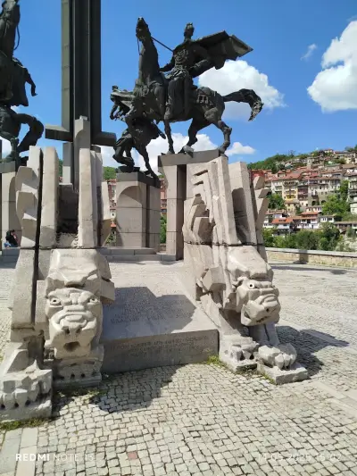 Balkan Horn