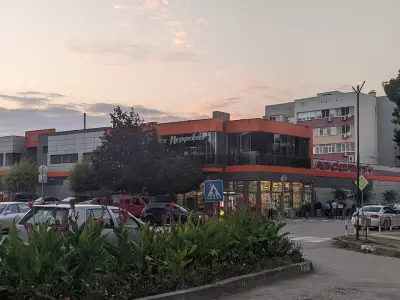 Супермаркети Абсолют+