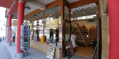 HAPPY POTTER ceramics and souvenirs