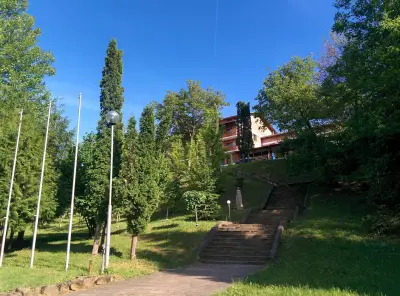 Хотел Момина Крепост