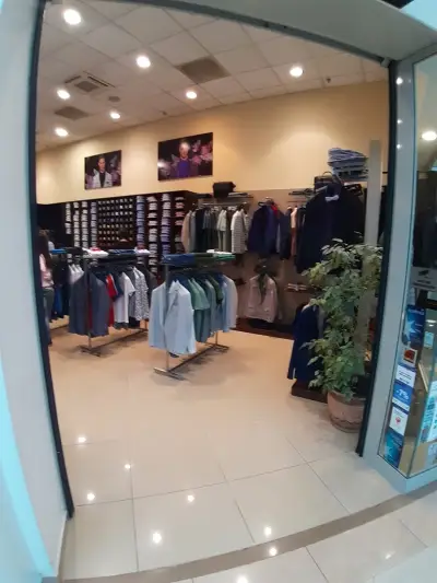 Andrews/ Mall Veliko Tarnovo