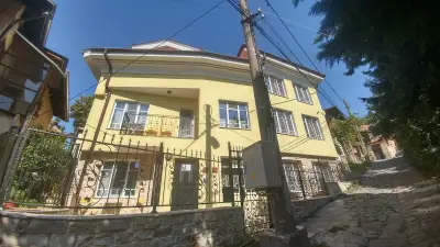 Къщата с чешмата