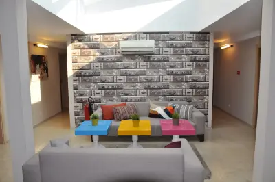 Executive Rooms and Suites Play