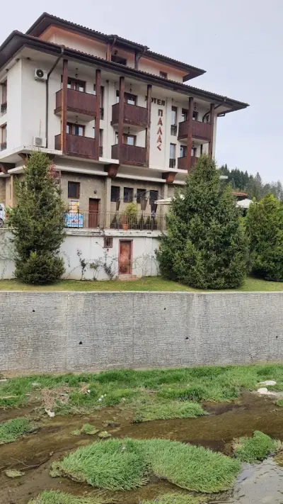 Хотел Елена