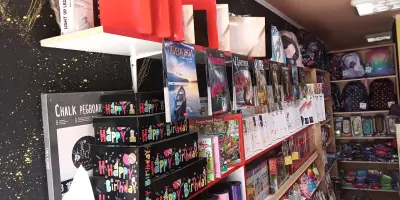 Книжарница "Фатум" Емото