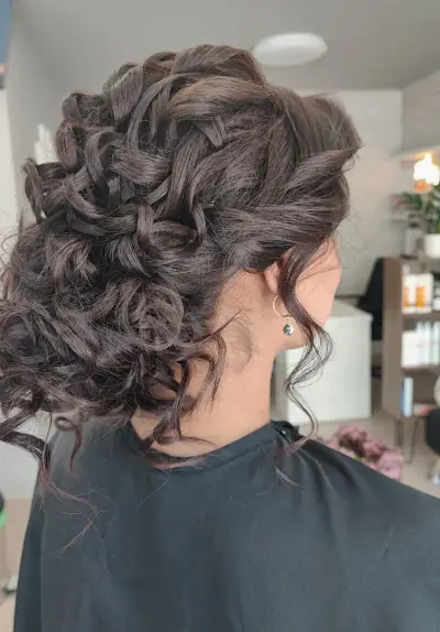 Дива фризьорско студио - DIVA hair studio
