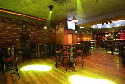 Sammy's Bar